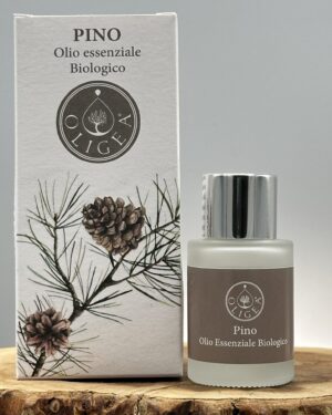 "Olio essenziale di eucalipto Oligea, azienda agricola biologica toscana di Massarosa (LU) per utilizzo cosmetico e aromaterapico"